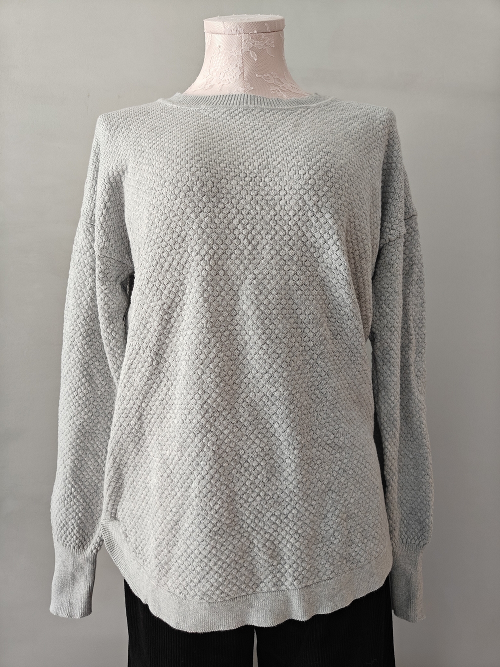 Matty M Light Gray Textured Crewneck Sweater 100% Cotton Cozy Fall Relaxed Comfy
